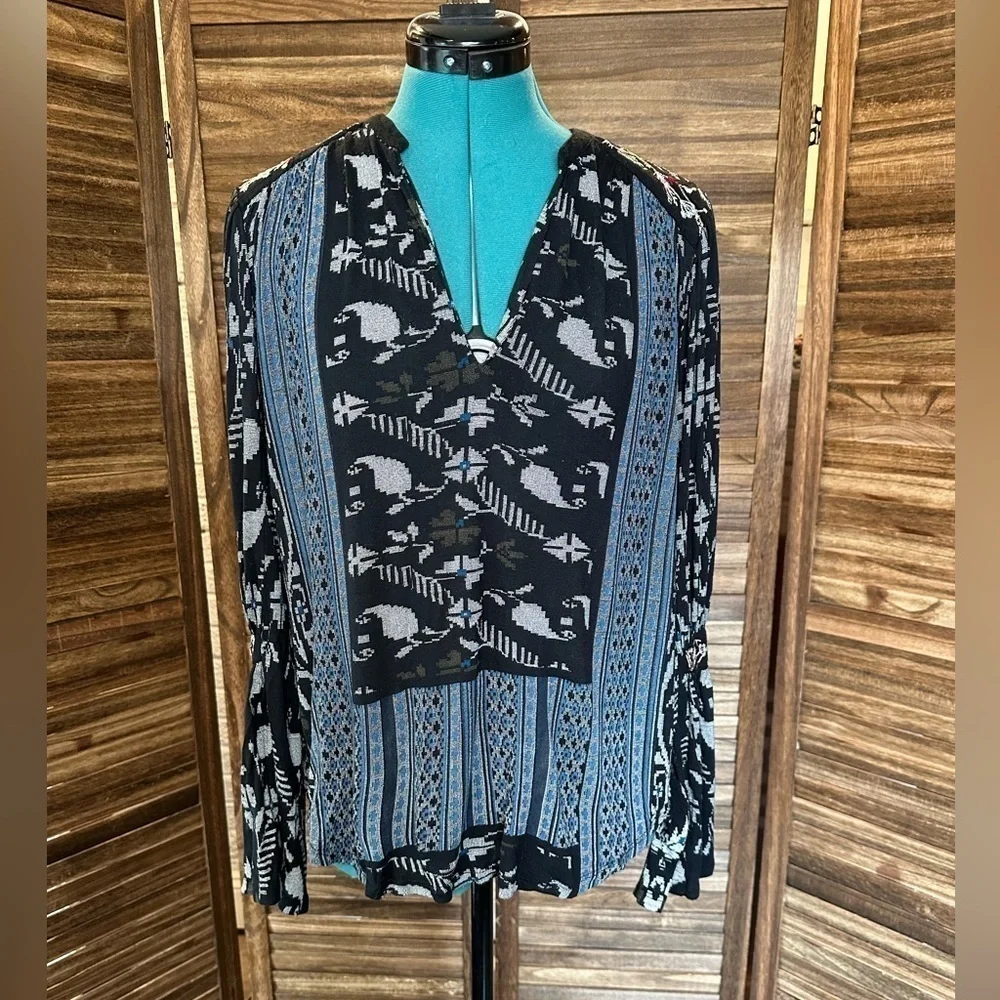 Lucky Brand Boho Witchy Embroidered Top - Picture 1 of 14